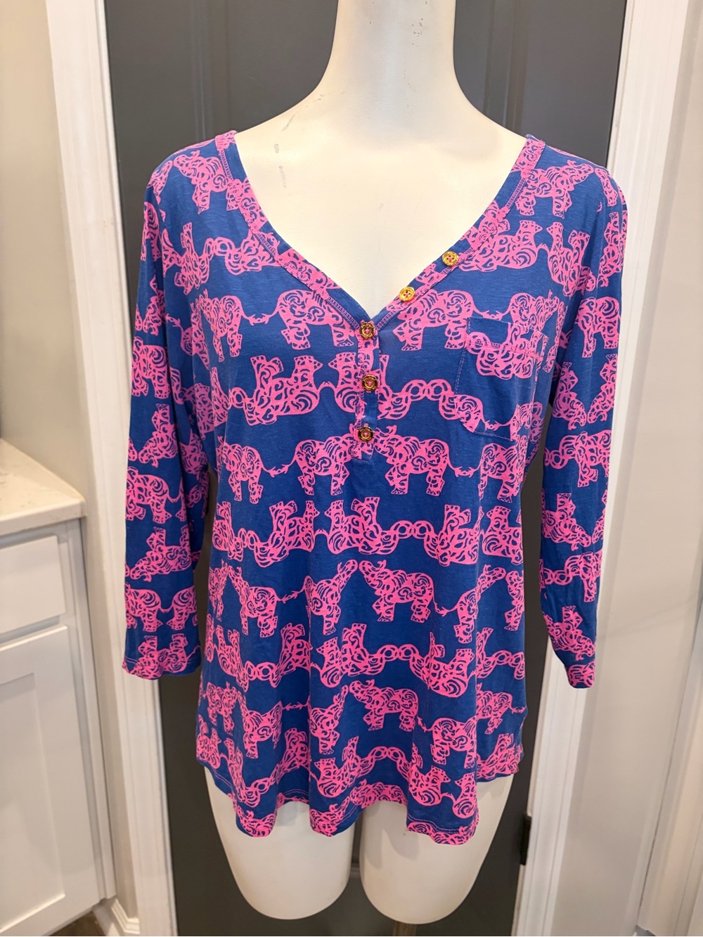 Lilly Pulitzer Blue 3/4 Sleeve V-Neck Top with Pink Elephant Print- Large
